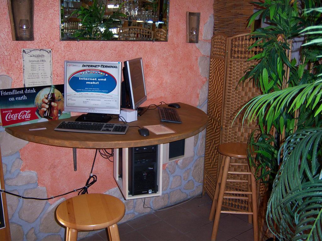 Hotel Pension Ins Fischernetz - Maentele Meersburg Esterno foto