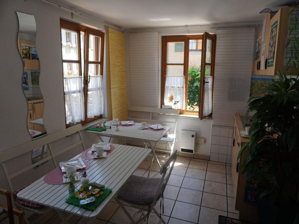 Hotel Pension Ins Fischernetz - Maentele Meersburg Esterno foto